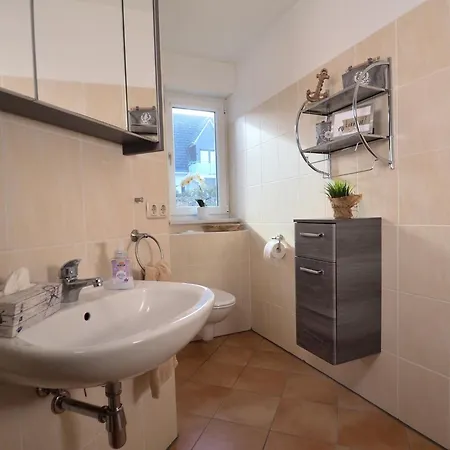 Kapitaensterrasse Göhren-Lebbin